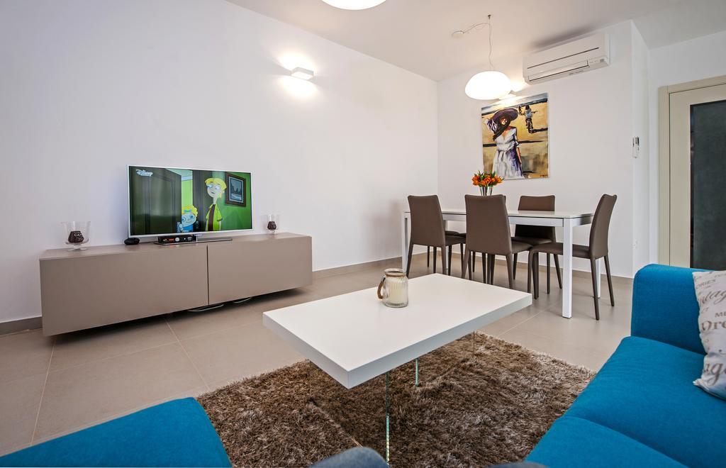 Sunset Luxury Apartment